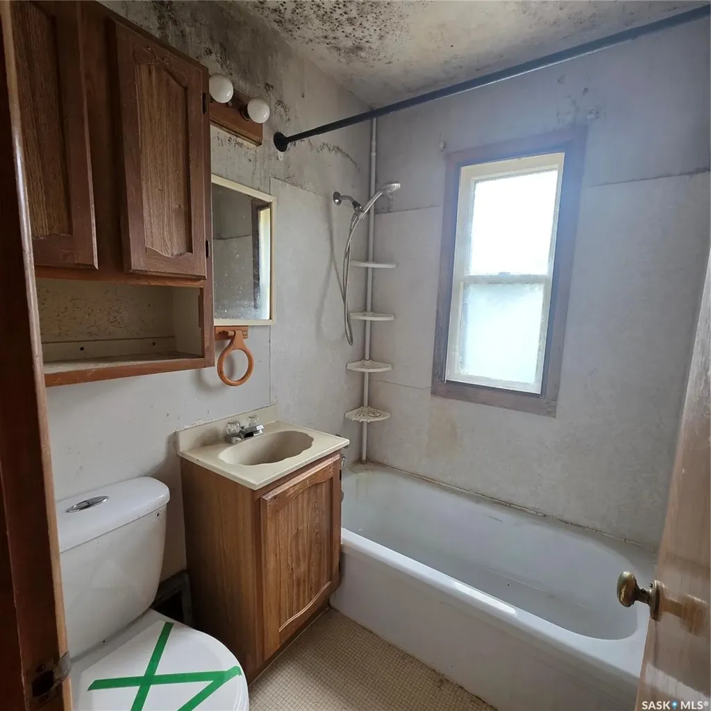 155 23rd Street W Prince Albert SK S6V 4L5