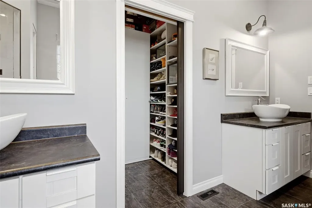 1011 Otterloo Street Indian Head SK S0G 2K0