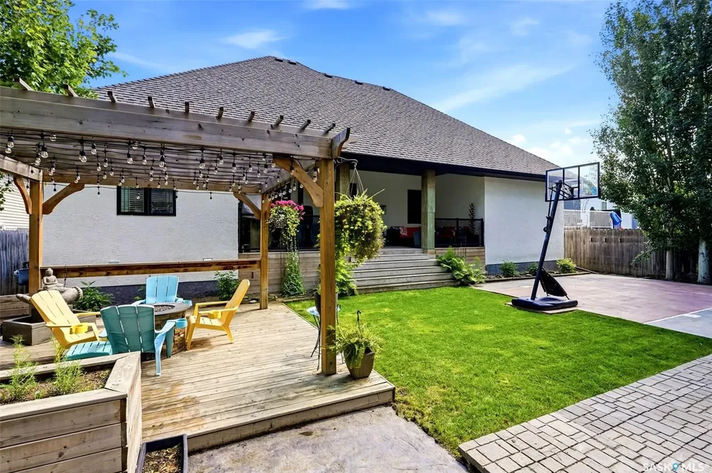 1011 Otterloo Street Indian Head SK S0G 2K0