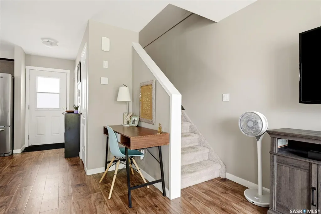 1209 Grey Street Regina SK S4T 1G7