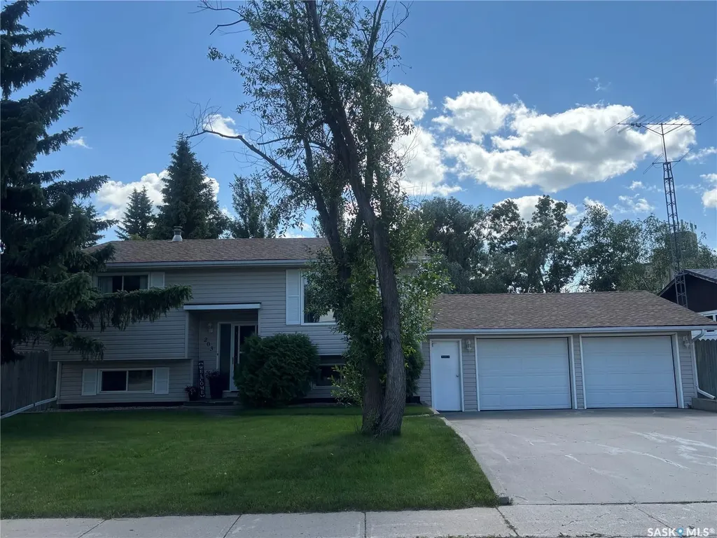 203 Caskey Drive Melfort SK S0E 1A0