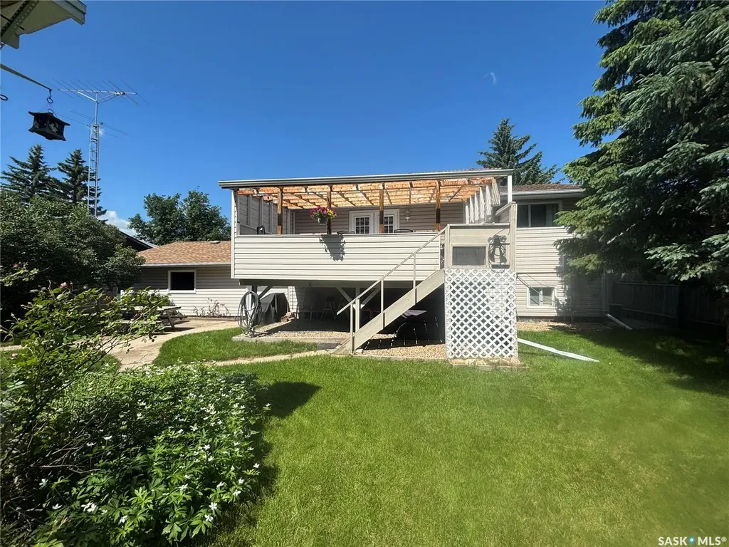 203 Caskey Drive Melfort SK S0E 1A0