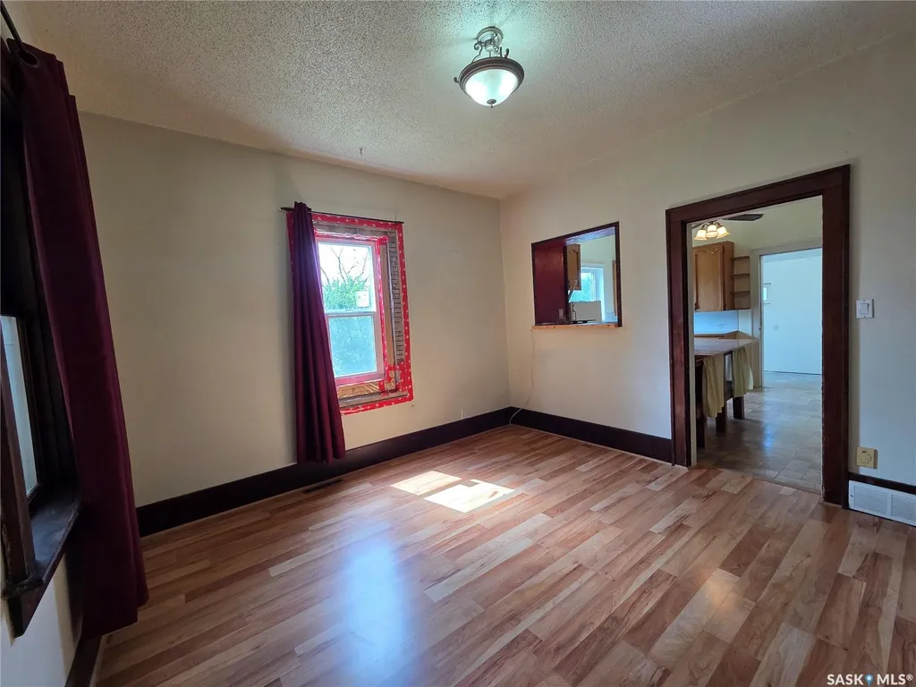 304 1st Avenue Craik SK S0G 0V0