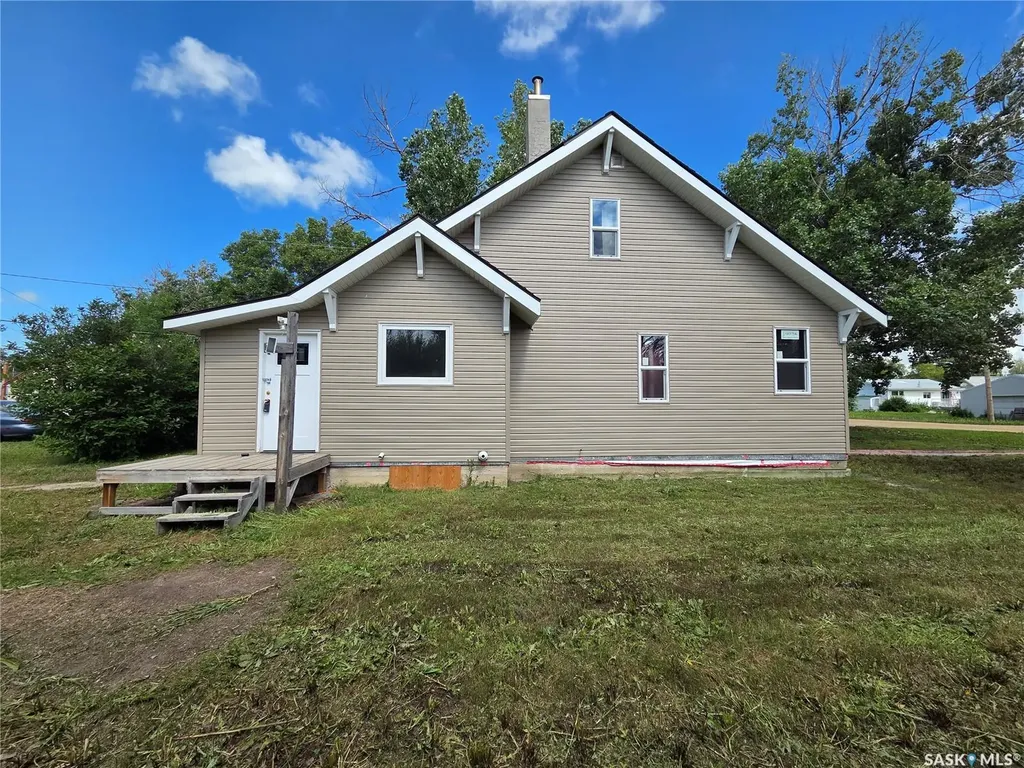 304 1st Avenue Craik SK S0G 0V0