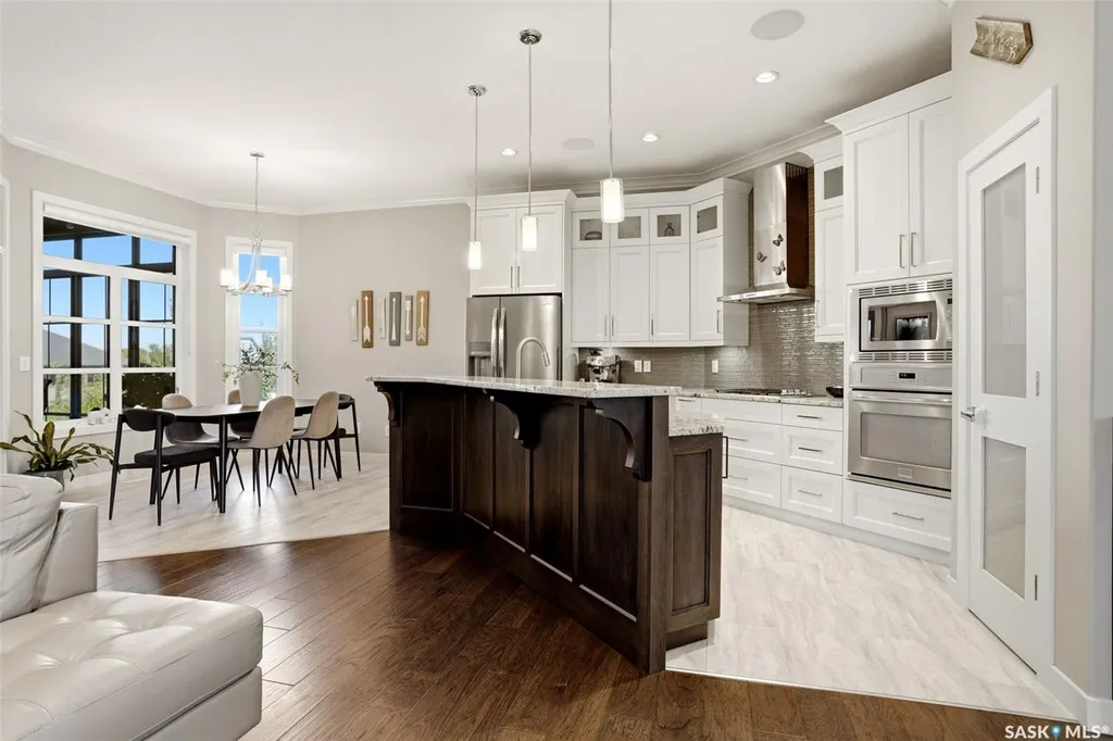 4410 Sage Crescent E Regina SK S4V 3H7