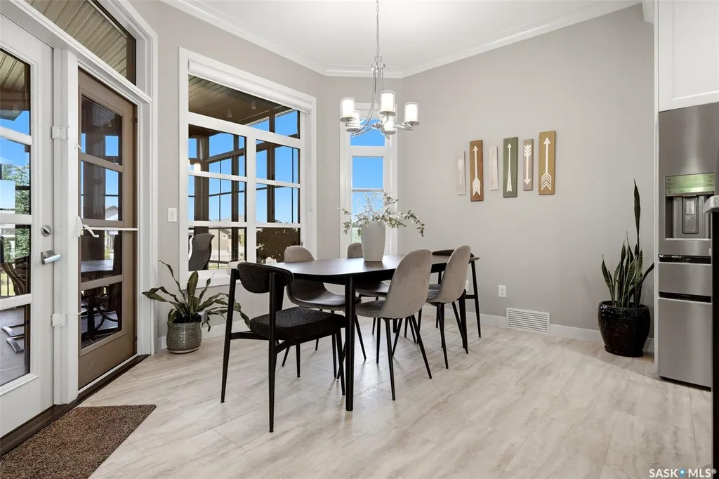 4410 Sage Crescent E Regina SK S4V 3H7