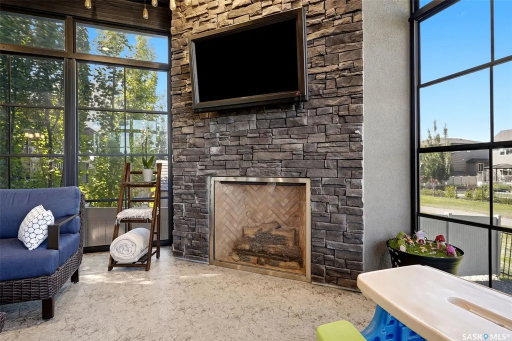 4410 Sage Crescent E Regina SK S4V 3H7