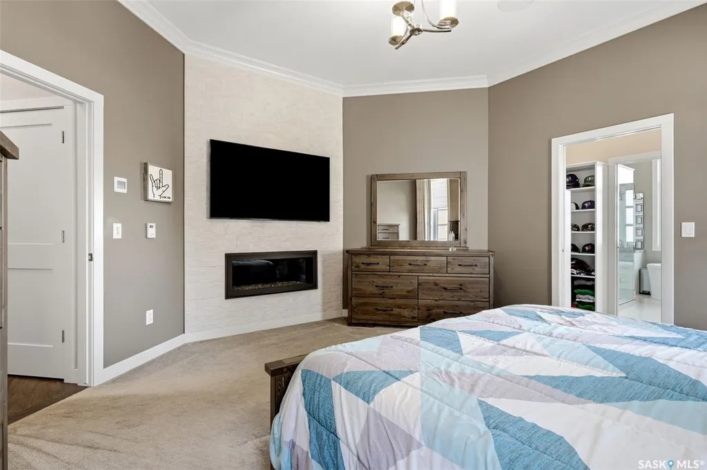 4410 Sage Crescent E Regina SK S4V 3H7