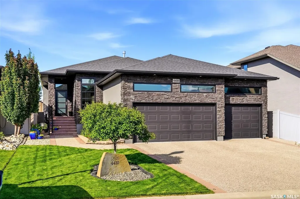 4410 Sage Crescent E Regina SK S4V 3H7