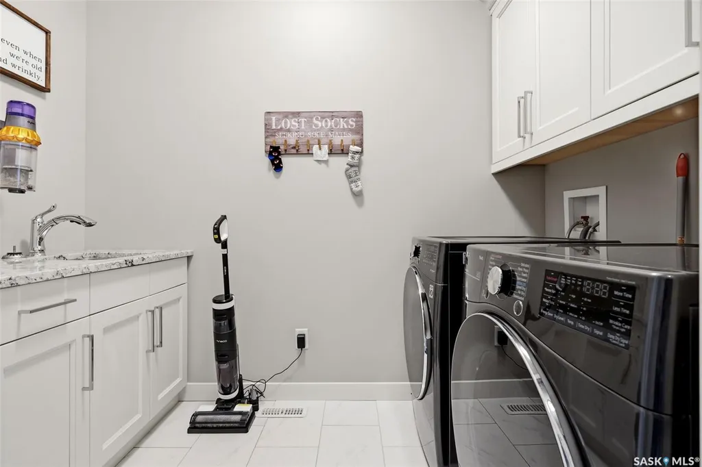 4410 Sage Crescent E Regina SK S4V 3H7