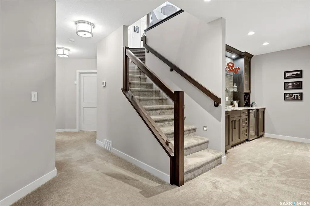 4410 Sage Crescent E Regina SK S4V 3H7