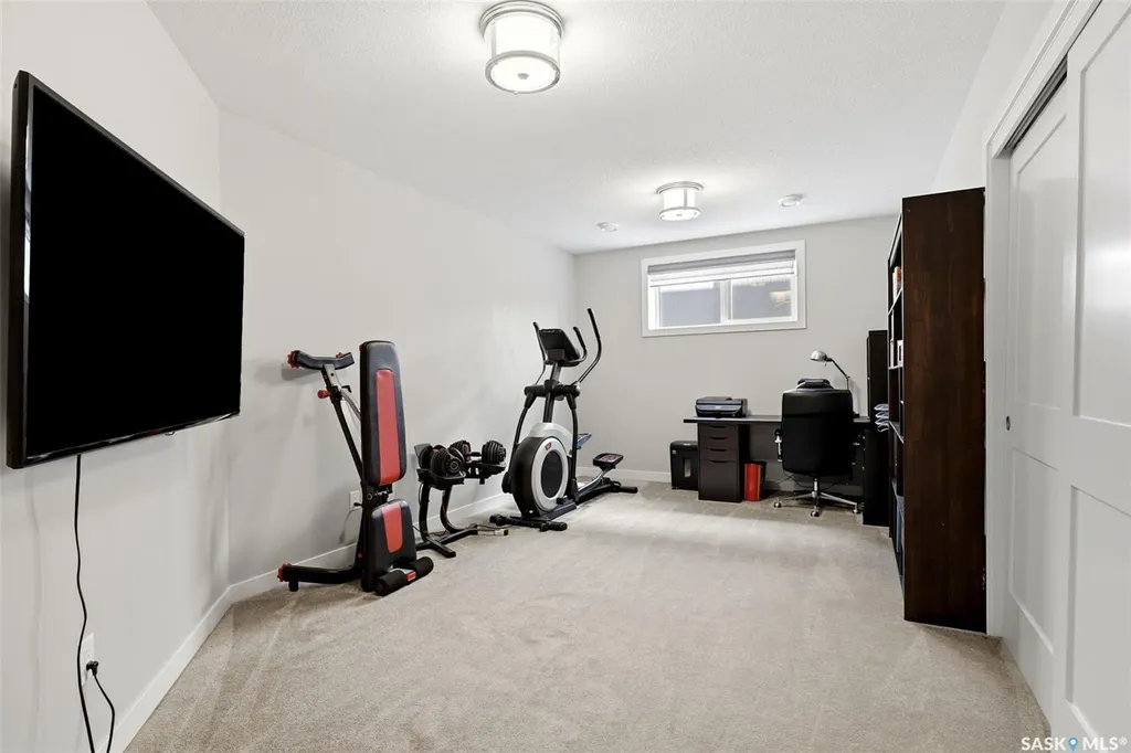 4410 Sage Crescent E Regina SK S4V 3H7