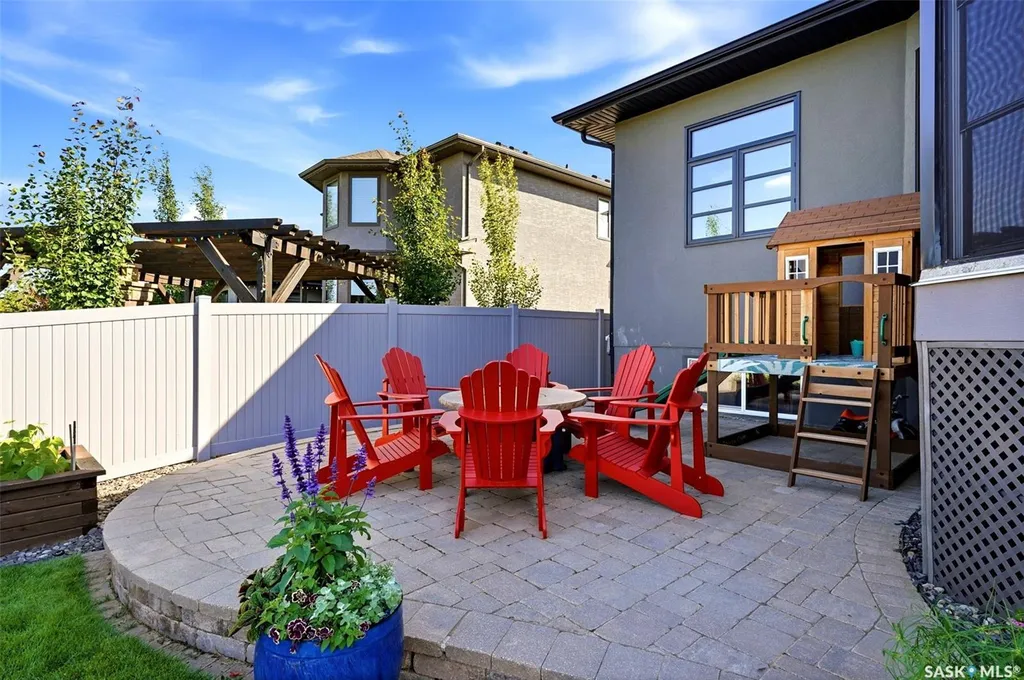 4410 Sage Crescent E Regina SK S4V 3H7