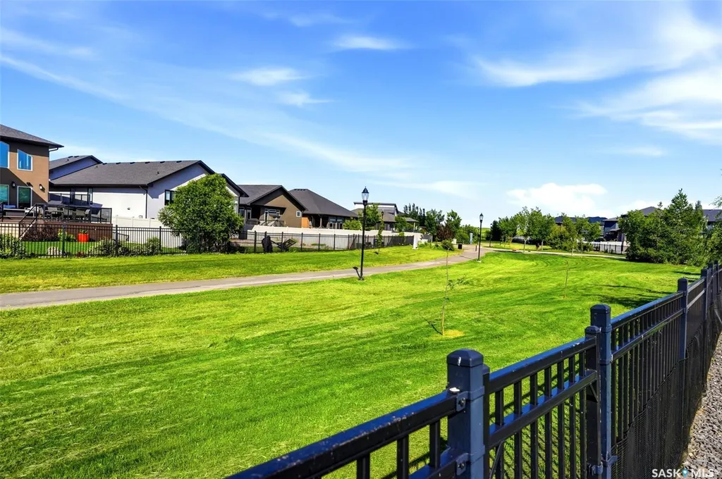 4410 Sage Crescent E Regina SK S4V 3H7