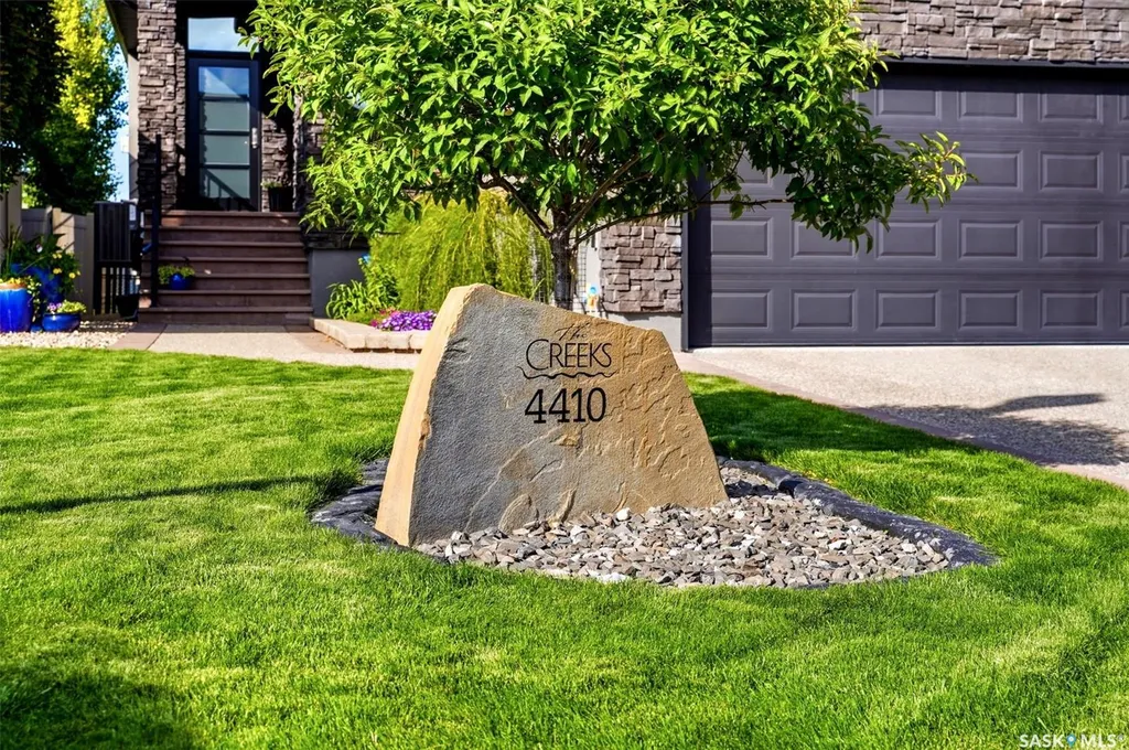 4410 Sage Crescent E Regina SK S4V 3H7