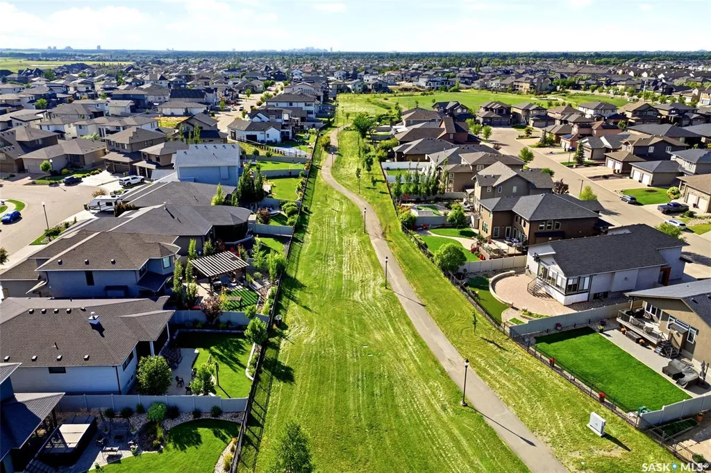4410 Sage Crescent E Regina SK S4V 3H7