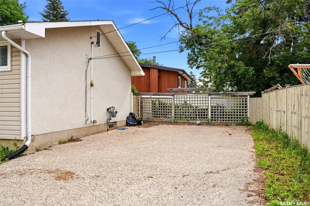 3325 29th Avenue Regina SK S4S 2P1