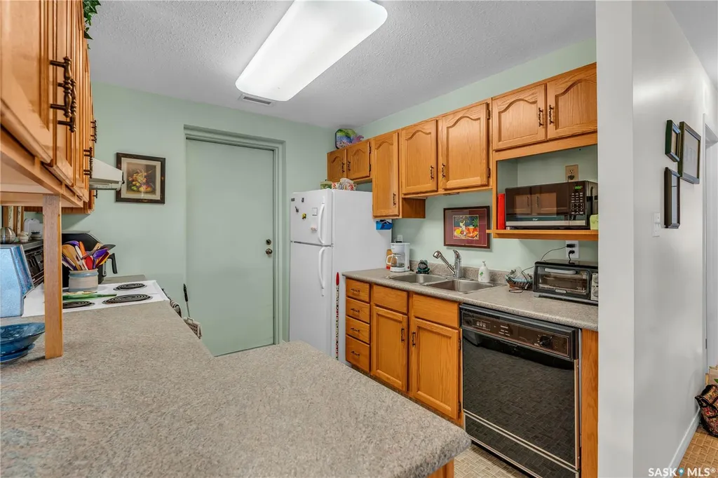 532 River Street E Prince Albert SK S6V 0A6