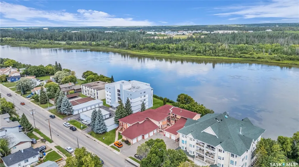 532 River Street E Prince Albert SK S6V 0A6