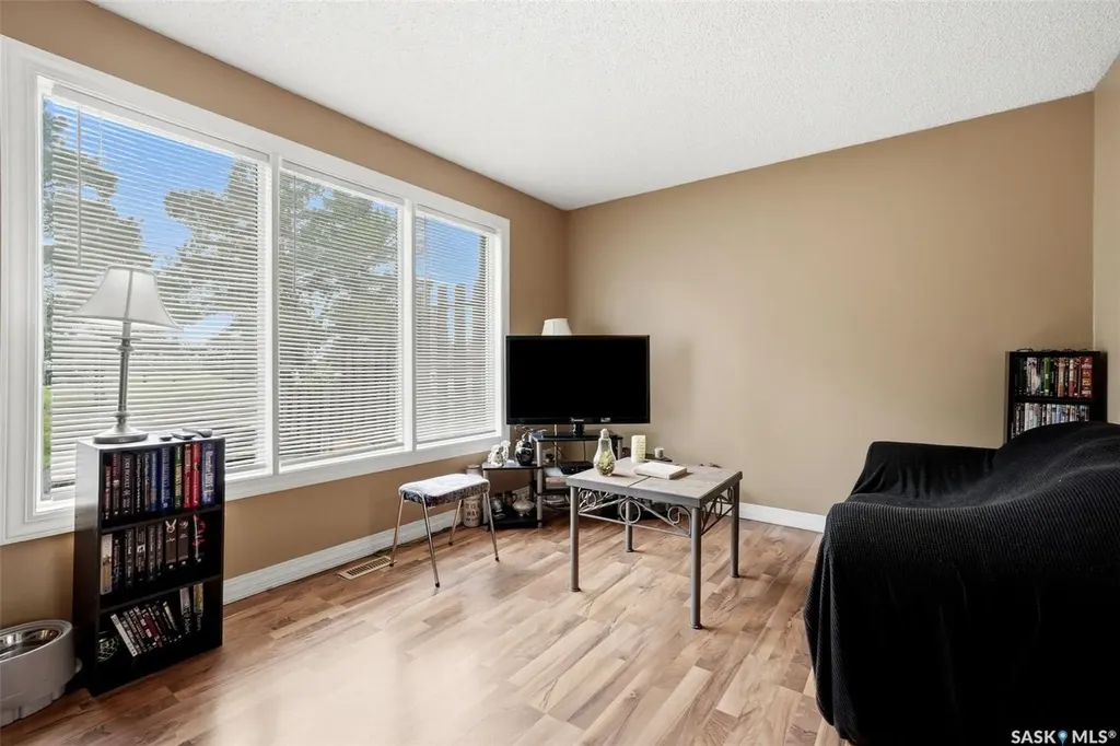 3828 Castle Road Regina SK S4S 4V9