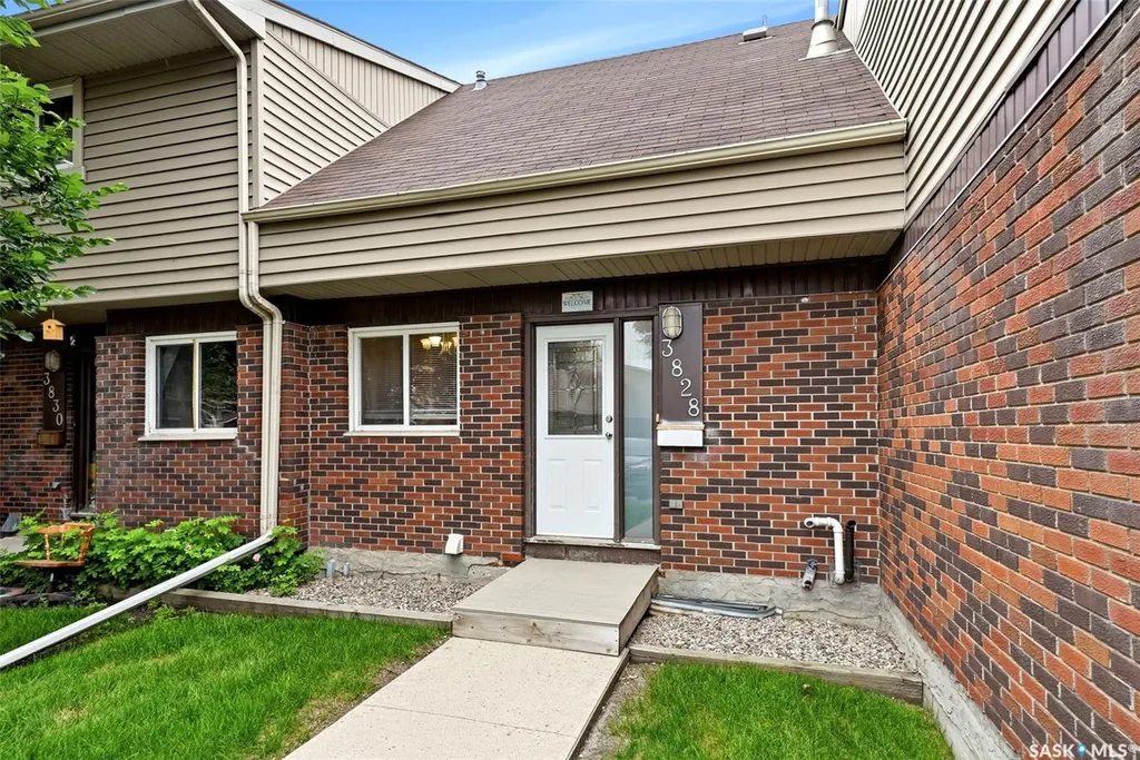 3828 Castle Road Regina SK S4S 4V9