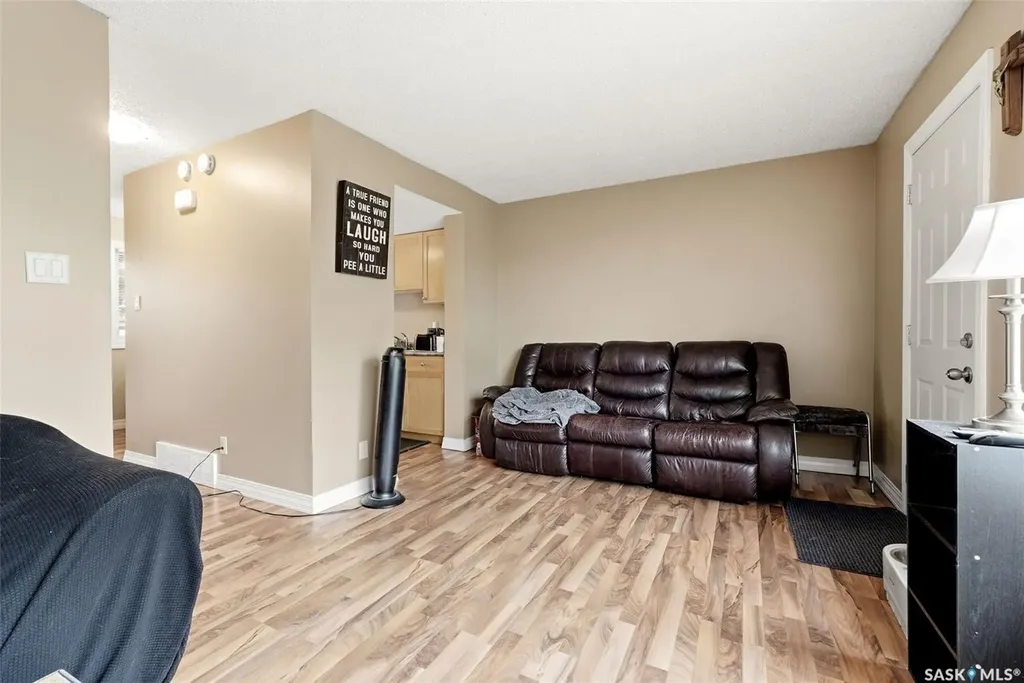 3828 Castle Road Regina SK S4S 4V9