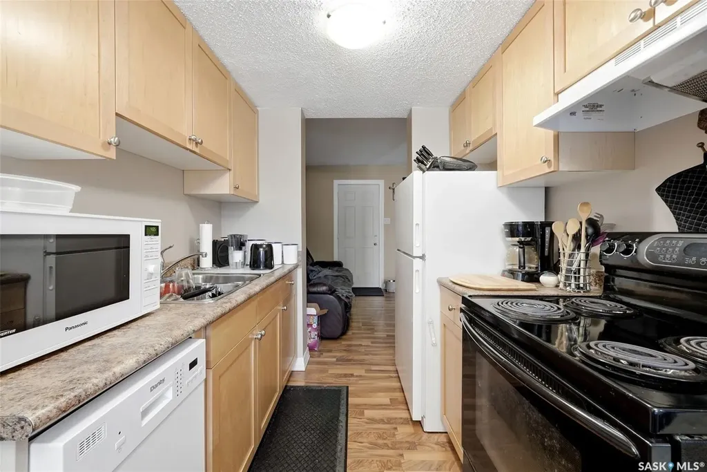 3828 Castle Road Regina SK S4S 4V9