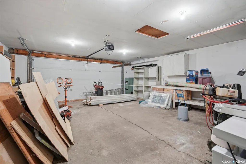 1919 14th Street W Prince Albert SK S6V 3P3