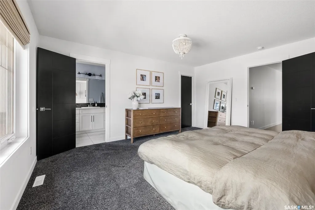 5196 Aviator Crescent Regina SK S4W 0G5