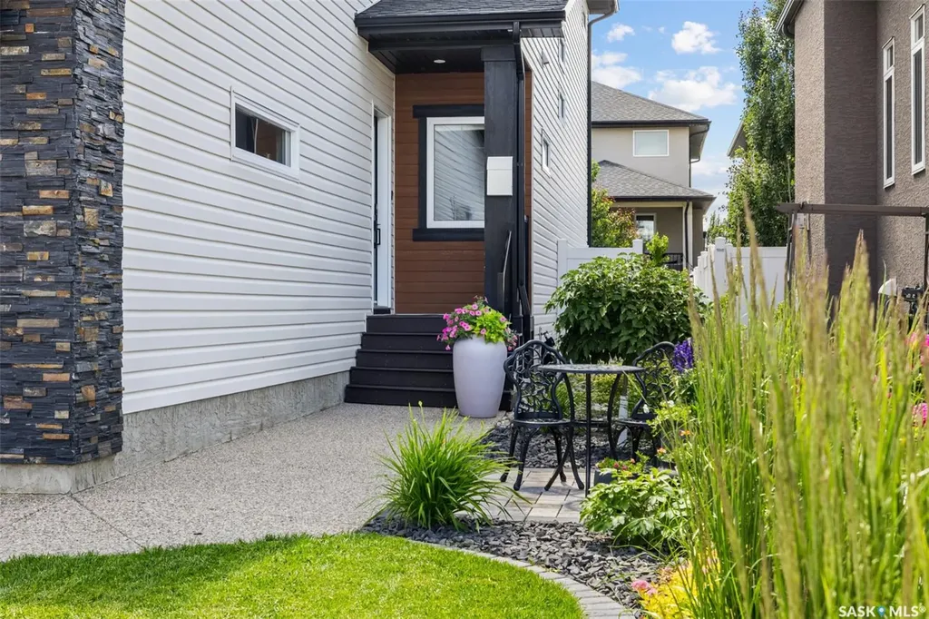 5196 Aviator Crescent Regina SK S4W 0G5