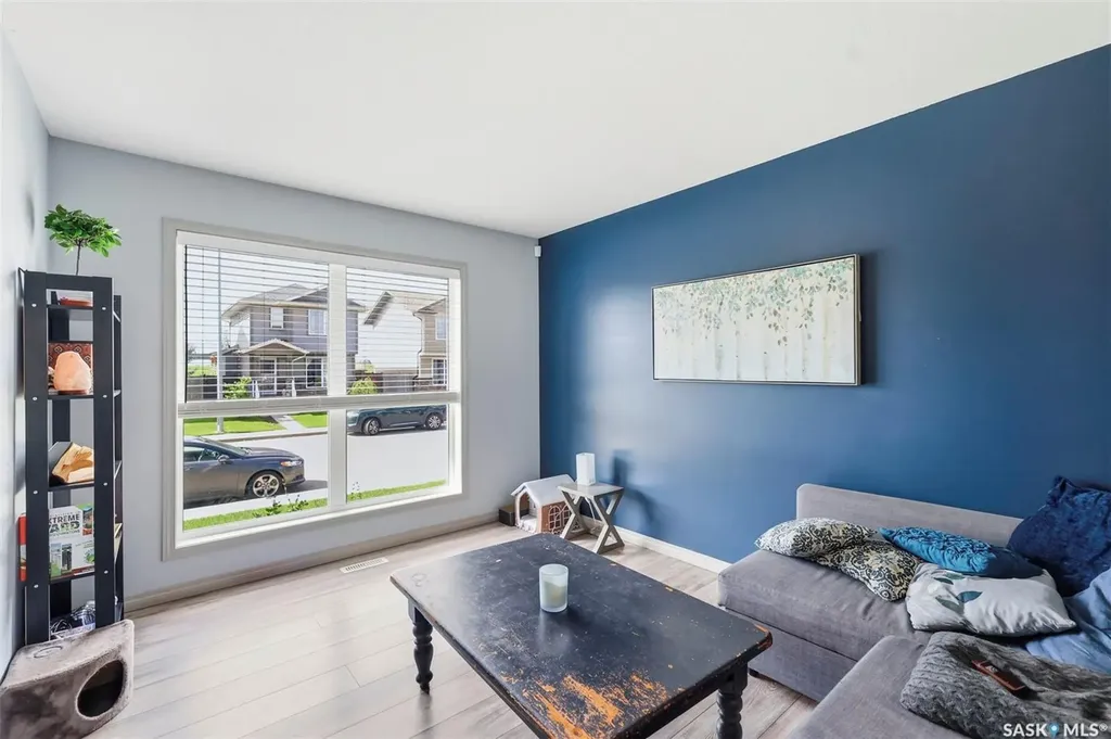 911 Glenview Cove Martensville SK S0K 0A2