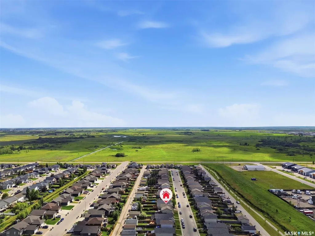 911 Glenview Cove Martensville SK S0K 0A2