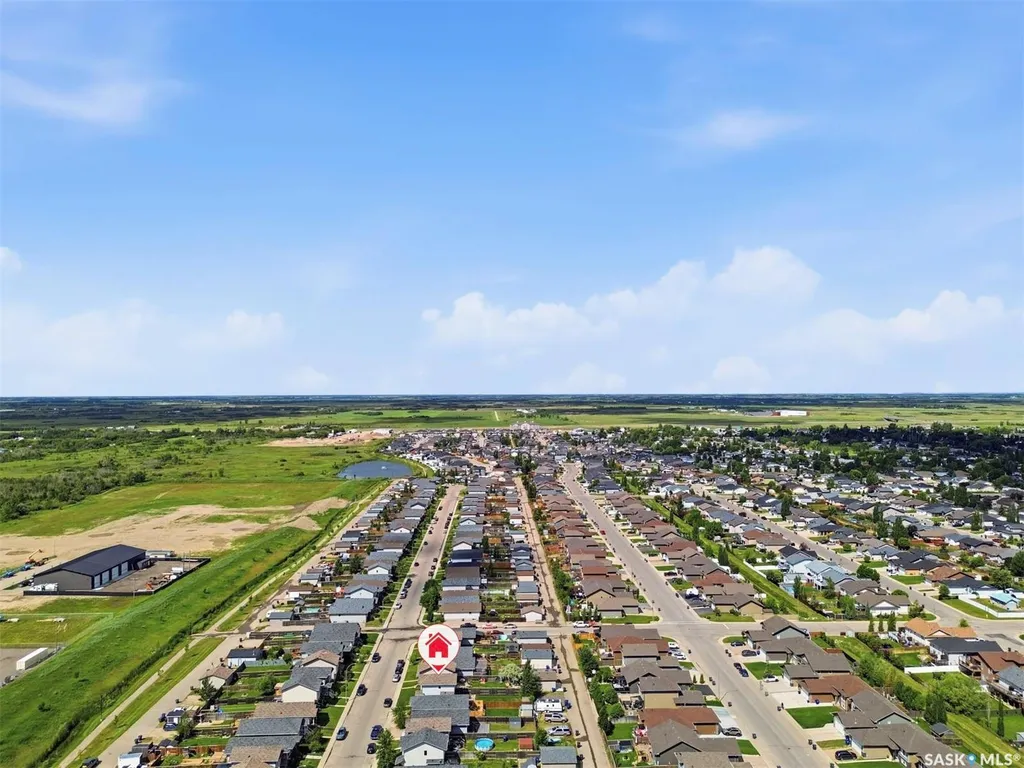 911 Glenview Cove Martensville SK S0K 0A2