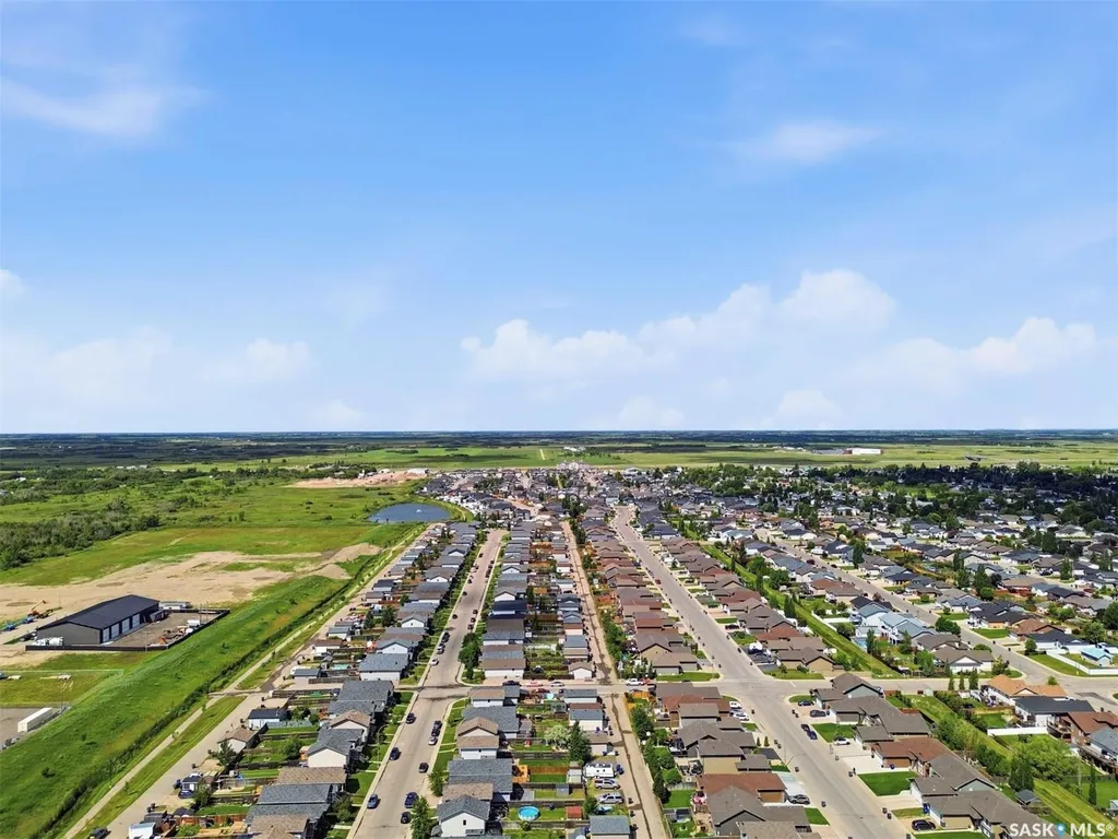 911 Glenview Cove Martensville SK S0K 0A2