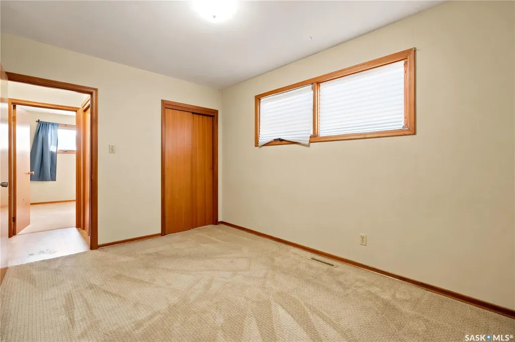 2124 Elliott Street Regina SK S4N 3H2