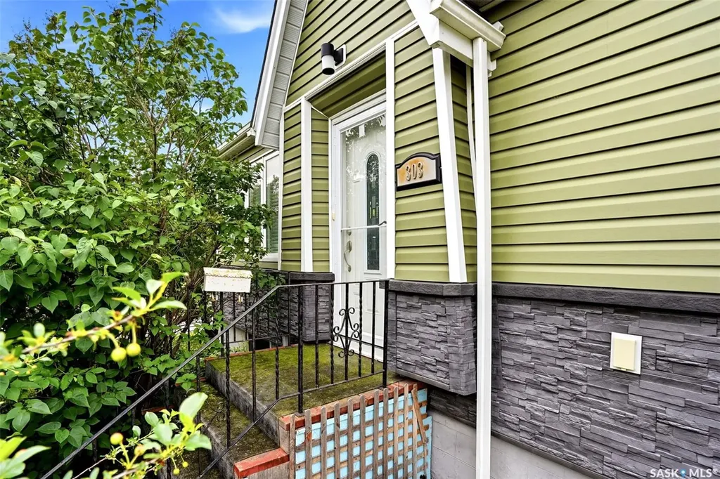 303 College Avenue Regina SK S4N 0W9
