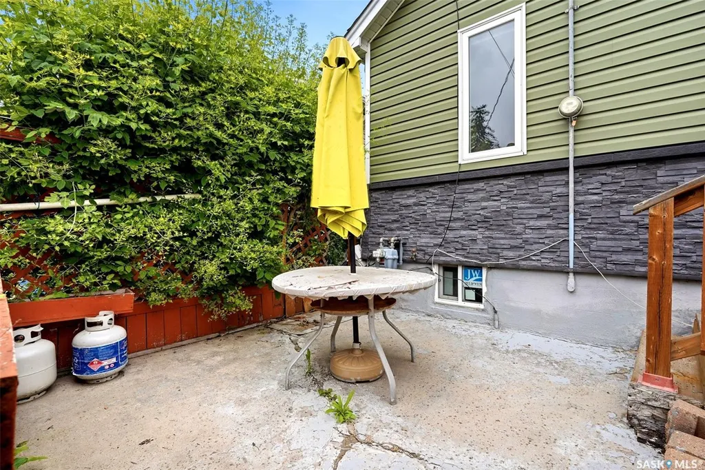 303 College Avenue Regina SK S4N 0W9