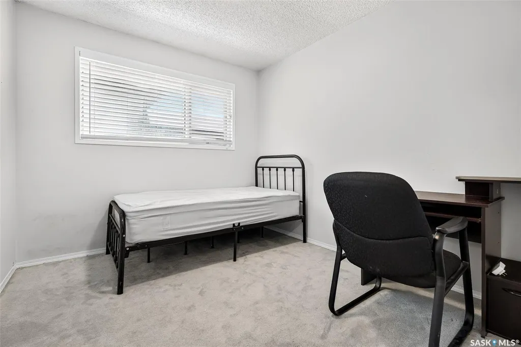 980 Brown Street Moose Jaw SK S6H 2Z2