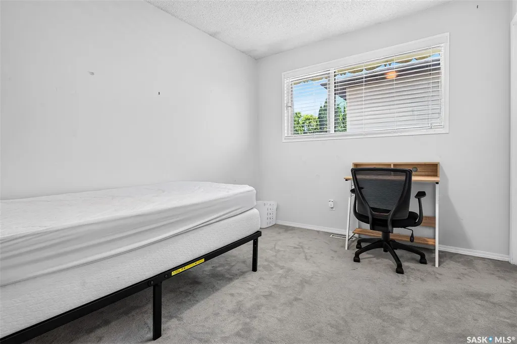 980 Brown Street Moose Jaw SK S6H 2Z2