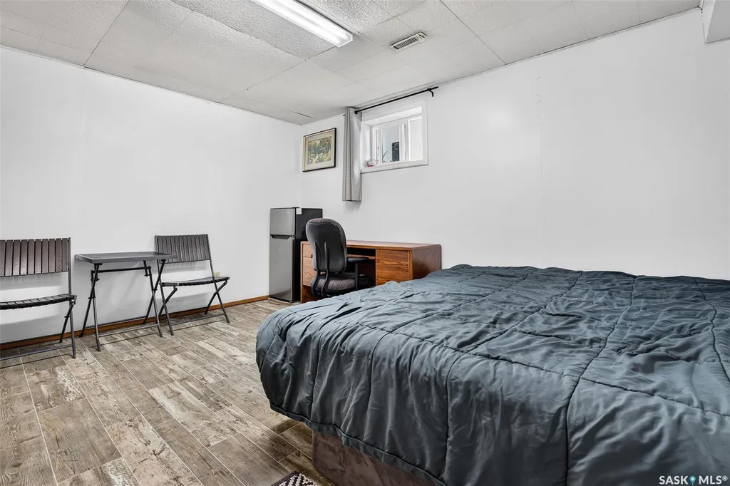 980 Brown Street Moose Jaw SK S6H 2Z2