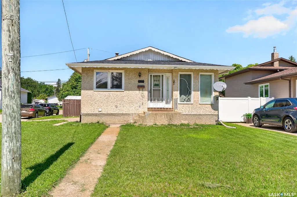 980 Brown Street Moose Jaw SK S6H 2Z2