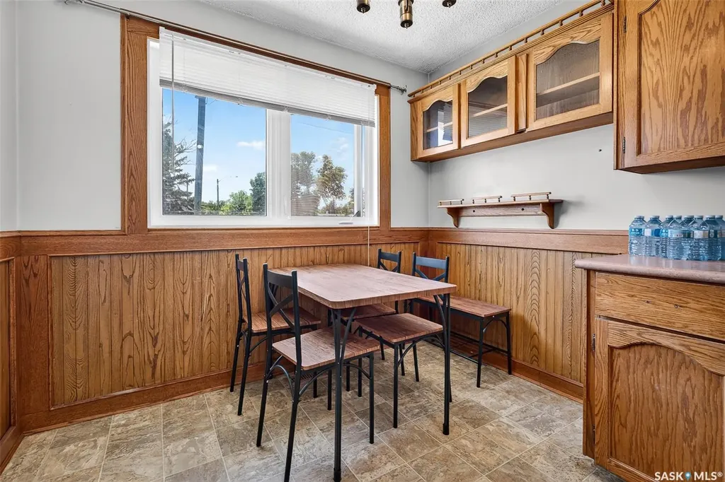 980 Brown Street Moose Jaw SK S6H 2Z2