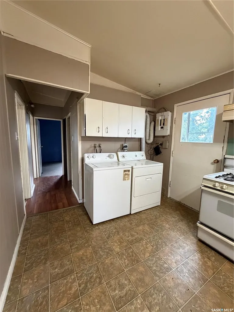 1524 Rayner Avenue Saskatoon SK S7N 1Y1
