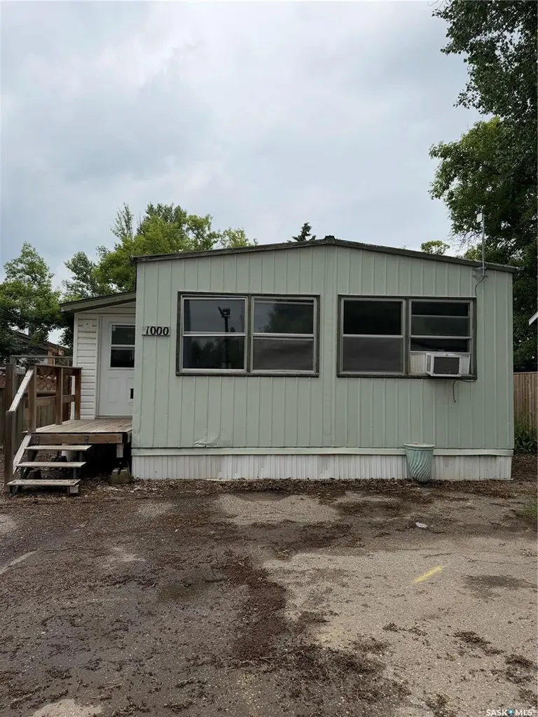 1524 Rayner Avenue Saskatoon SK S7N 1Y1