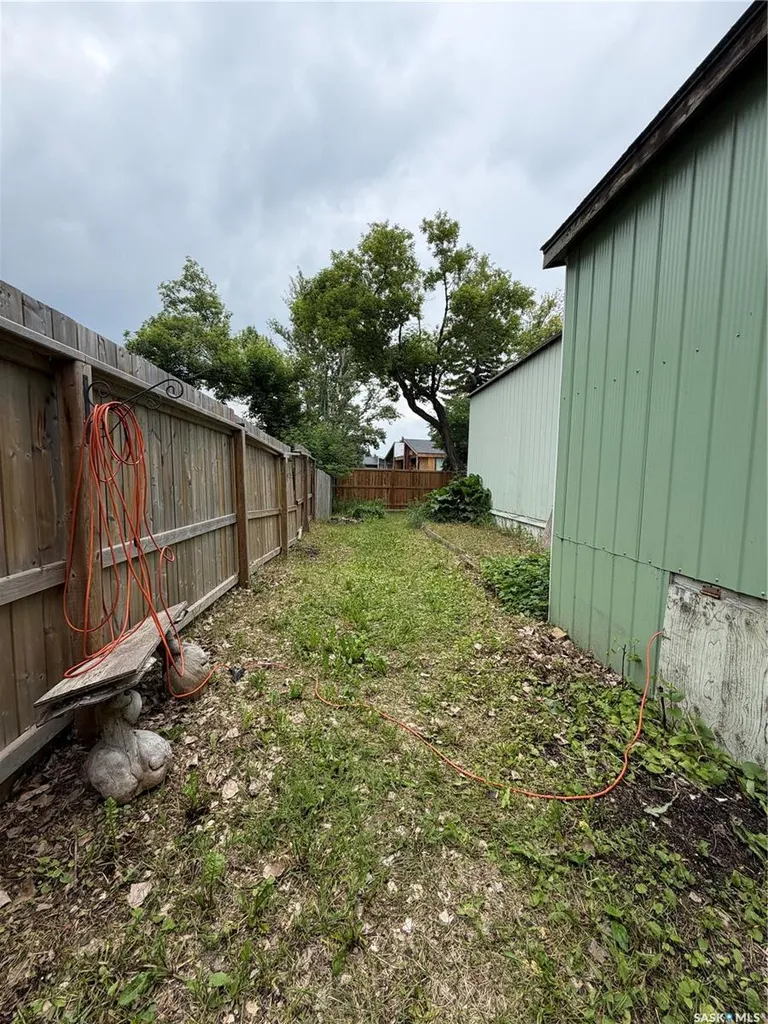 1524 Rayner Avenue Saskatoon SK S7N 1Y1