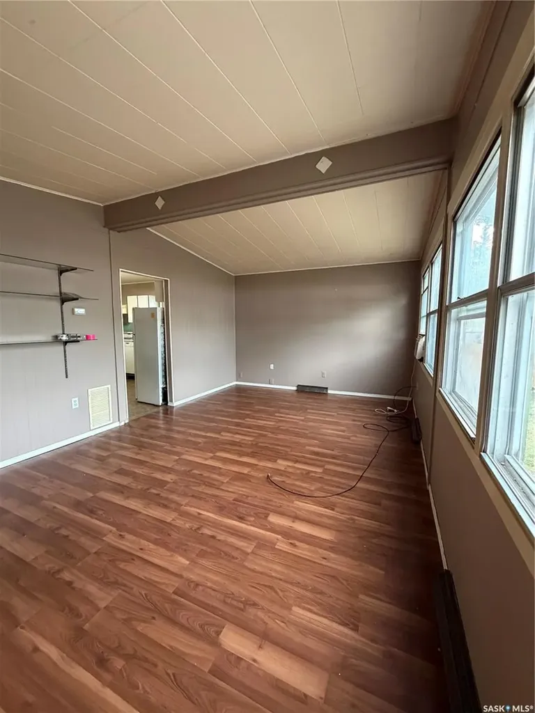 1524 Rayner Avenue Saskatoon SK S7N 1Y1
