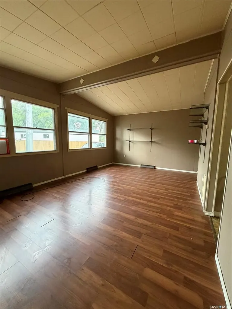 1524 Rayner Avenue Saskatoon SK S7N 1Y1