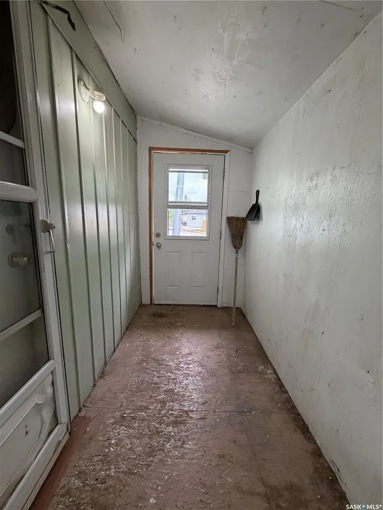 1524 Rayner Avenue Saskatoon SK S7N 1Y1