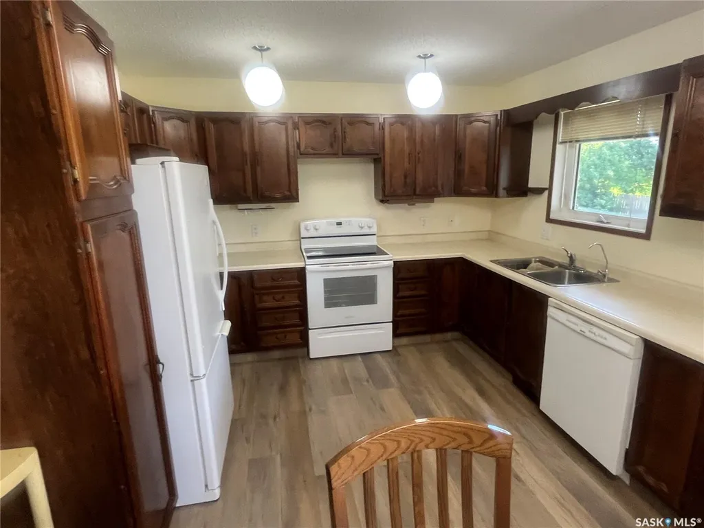 502 Young Street Rosetown SK S0L 2V0