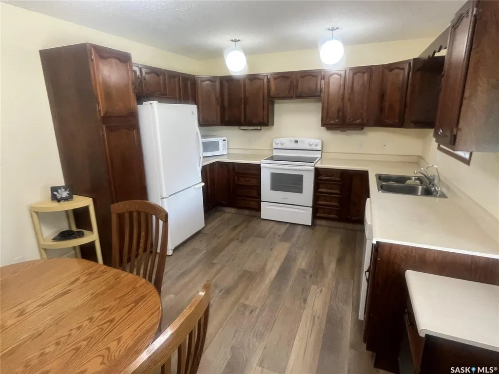 502 Young Street Rosetown SK S0L 2V0